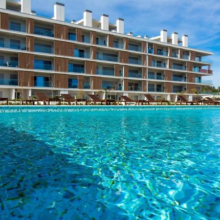 Green C Apartment - Luxurious & Playground & Garage البوفيرا المظهر الخارجي الصورة