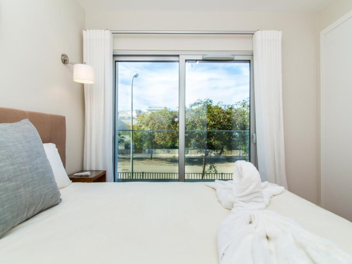 Green C Apartment - Luxurious & Playground & Garage البوفيرا المظهر الخارجي الصورة