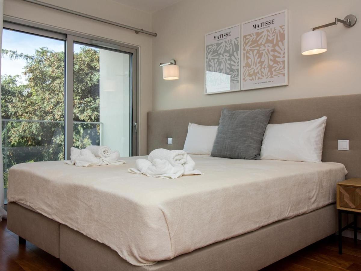 Green C Apartment - Luxurious & Playground & Garage البوفيرا المظهر الخارجي الصورة