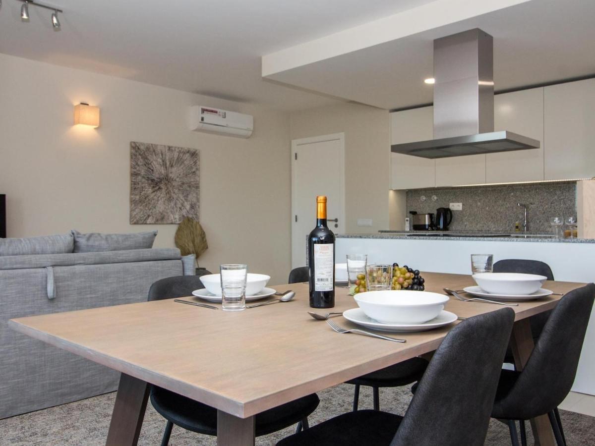 Green C Apartment - Luxurious & Playground & Garage البوفيرا المظهر الخارجي الصورة