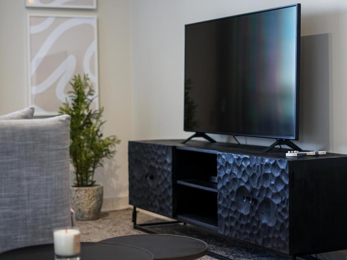 Green C Apartment - Luxurious & Playground & Garage البوفيرا المظهر الخارجي الصورة